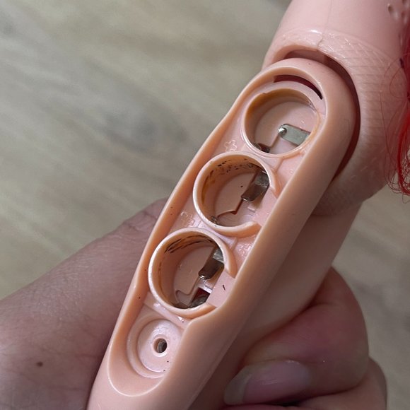 Disney Princess Singing Dolls Anna and Elsa - Picture 4 of 4